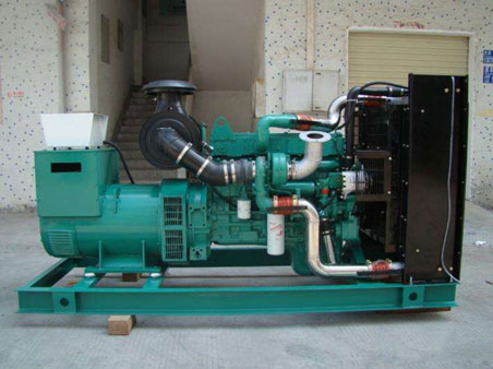 总口管理区1100kw康明斯柴油发电机组图片 总口管理区1100kw康明斯柴油发电机组图片